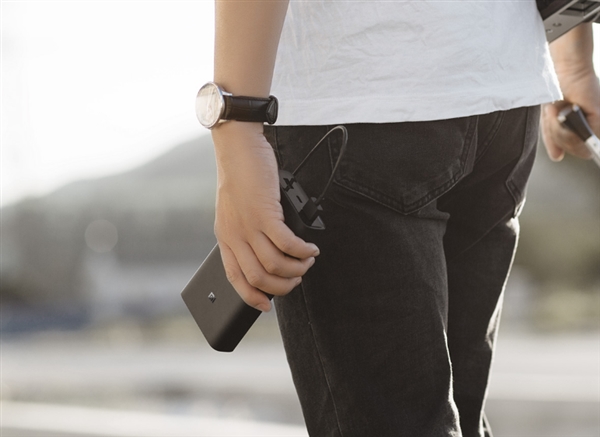 199元!小米20000mAh移动电源3发布:双向45W、USB三口