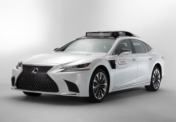 丰田新自动驾驶原型车TRI-P4官方图发布 外观硬朗