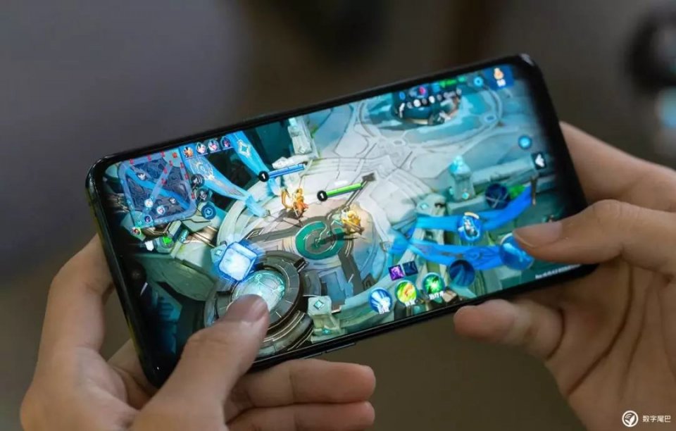 低调的王者，OPPO R17 Pro 王者定制版上手谈