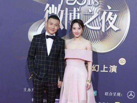 微博之夜看点多：王思聪嚼口香糖，杨幂挤C位，周星驰尴尬试戏！