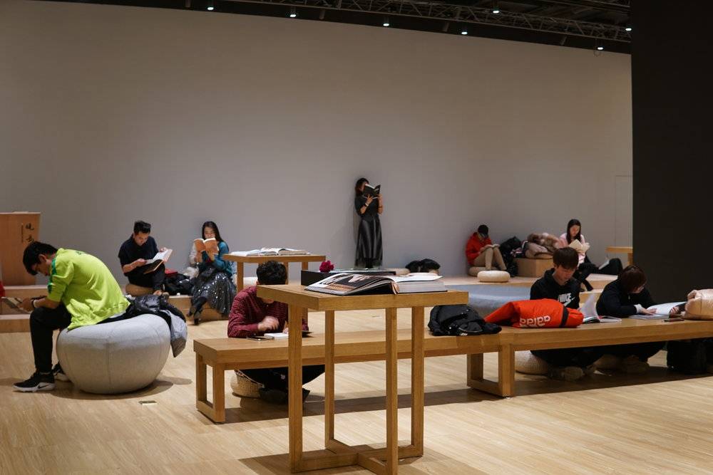 我登上高晓松的岛屿，被60公斤黑胶唱片迷住了