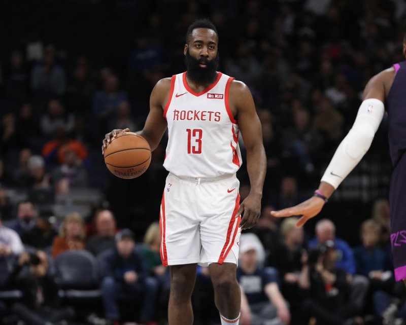 哈登强势砍下36分10助攻带领快船逆转取胜 精准三分串联全队进攻节奏