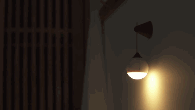人性化智能小夜灯，靠近自动亮起，可固定、可分离，随身照明超便利 | 钛空舱
