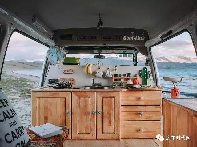 国内这样的大面包房车,能不能多来几打