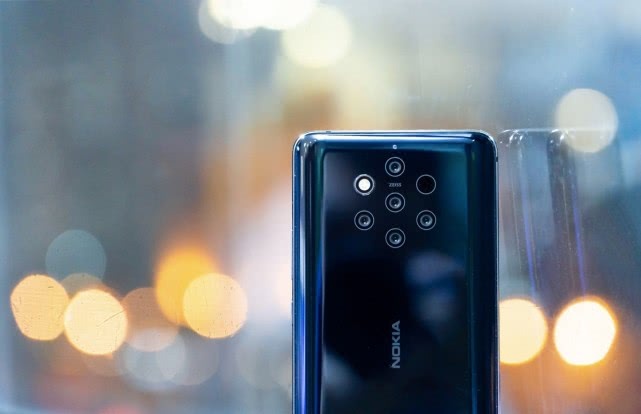 诺基亚发布Nokia9 PureView,搭载蔡司五颗阵列