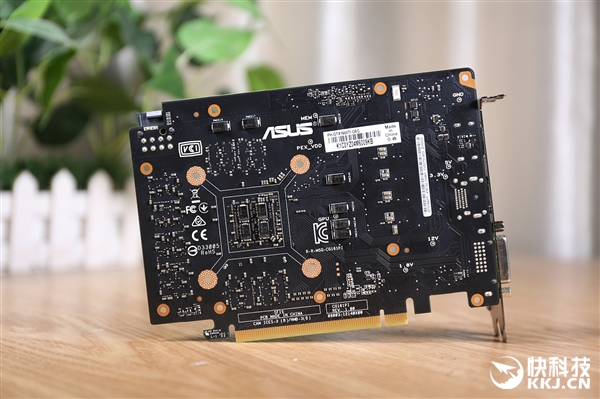 仅一颗风扇！华硕PH GTX 1660 Ti O6G显卡拆解图赏