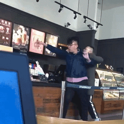 你买的猫爪杯可能又为星巴克设计师加薪了