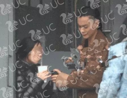 罗云熙的助理微博内容，简直就是一部《我与哥哥的恋爱日常》