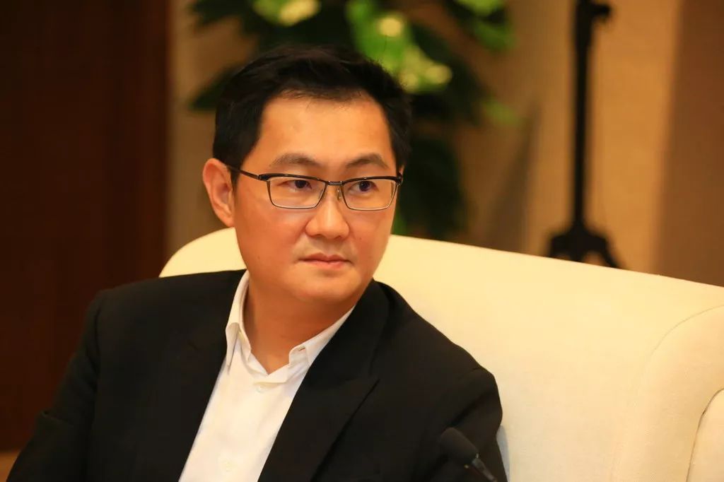 三个关键词，盘点互联网大佬的「两会」提案 | 最前线