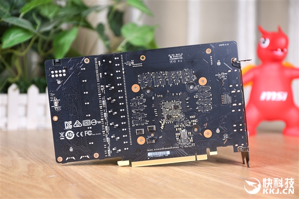 微星RTX 2060 GAMING Z拆解图赏：14叶风扇霸气