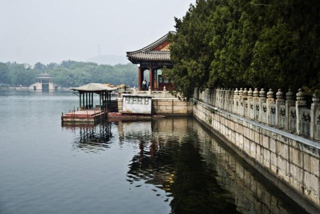 梁启超：王国维投湖，和北伐军大有关系
