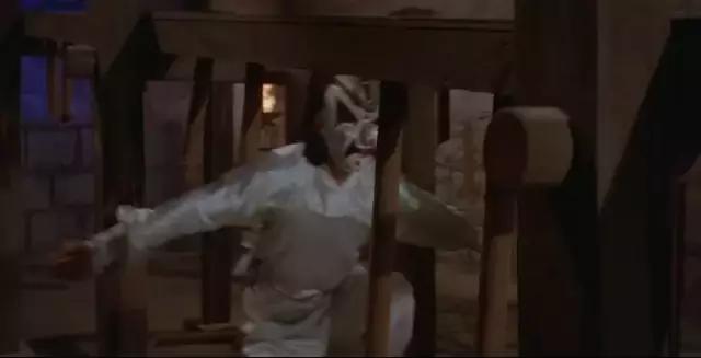 它是邵氏公司最怪异的武侠片,备受老外推崇,一招一式透露邪气!