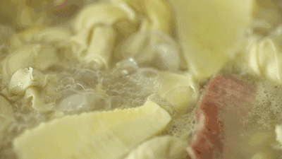 5aac00787f52e94832000000_raw.gif