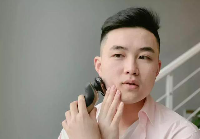 故宫文化又上新，这一次他们盯上了雍正的衣服！