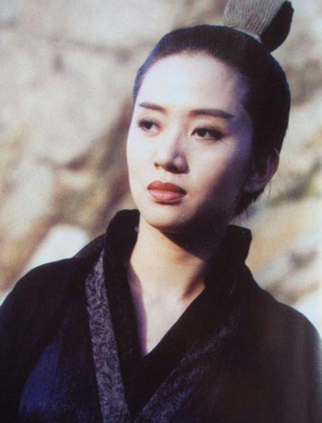 鞠婧祎《新白娘子传奇》让我忆《青蛇》,好片低票房有原因