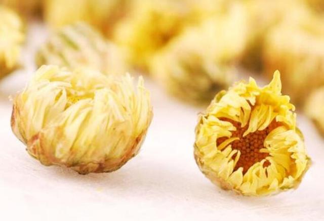 菊花茶种类不一样,功效也不同!8种混搭喝法,总有一款适合你!