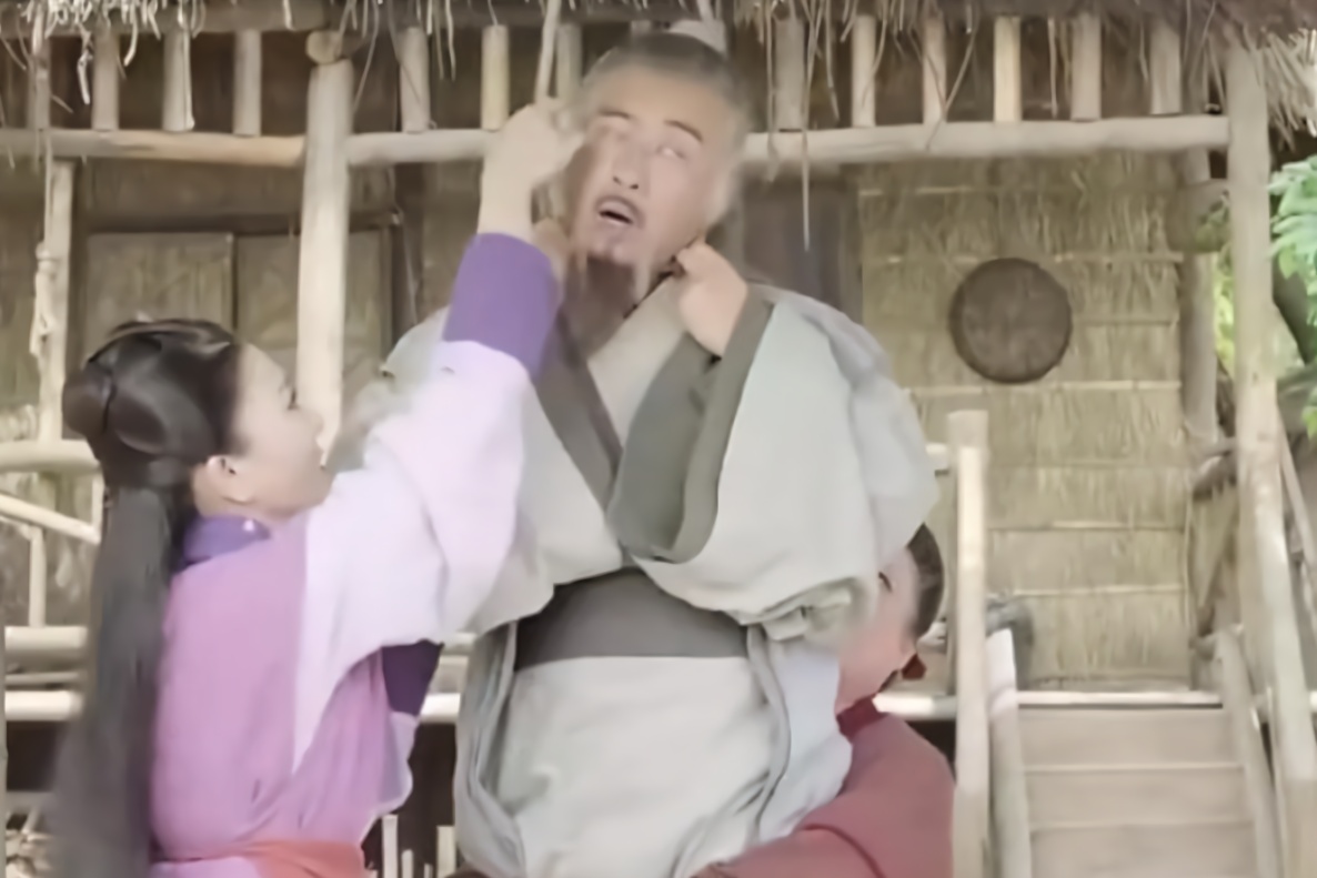 姜子牙哄老婆有一套,老婆躺在地上大叫,姜子牙用小妙招搞定视频