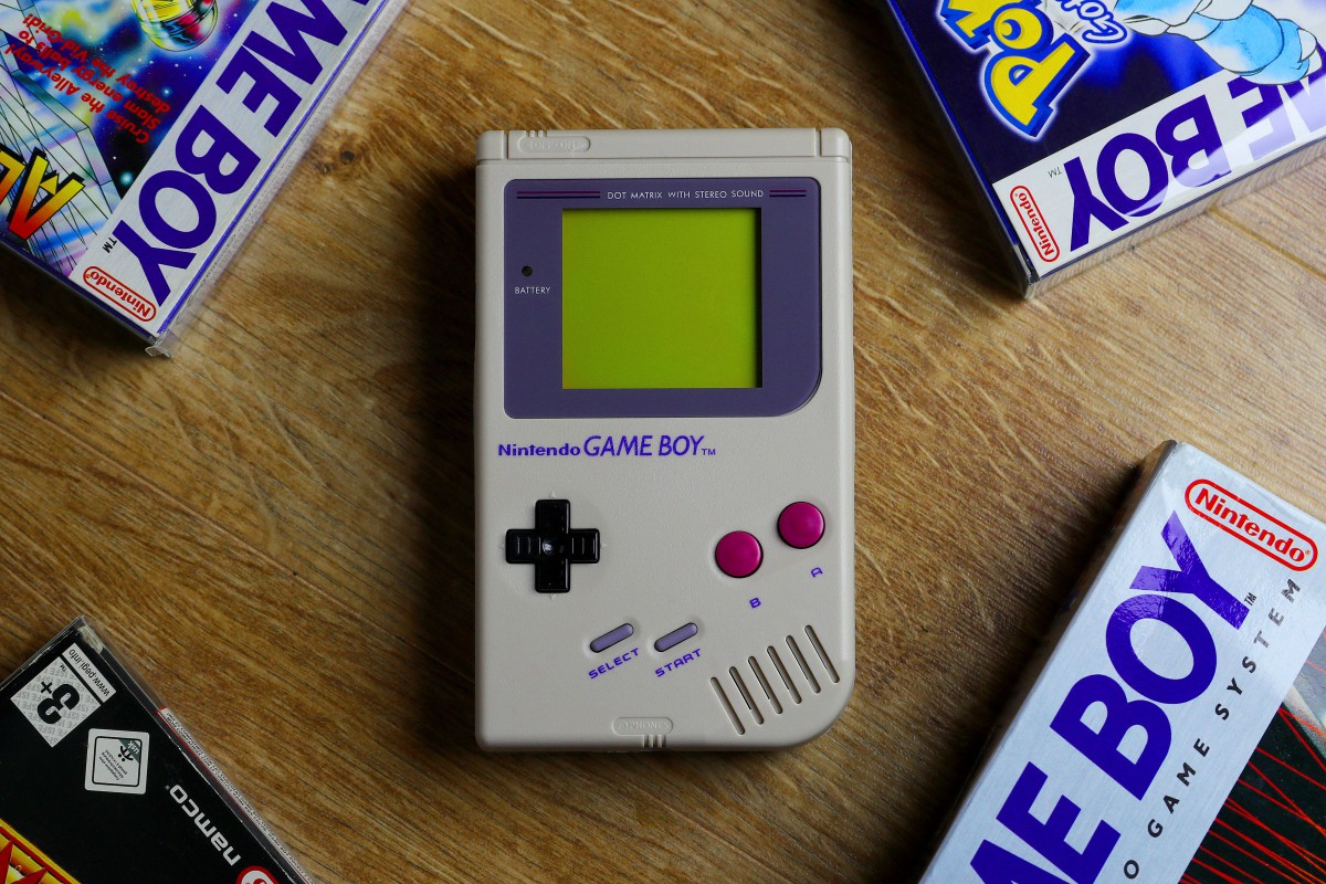 Game Boy 走过 30 周年,任天堂带给世界的不止是一部掌机 | 硬哲学