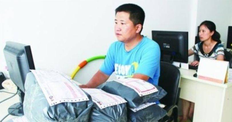 130多年了,我们怎么还在争取八小时工作制?