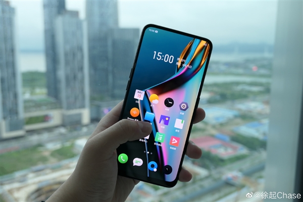 realme X即将登场：无刘海无水滴无挖孔形态 5月15日发