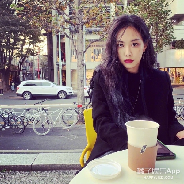 圈子真是小，这位归国女爱豆竟和他在一起了？