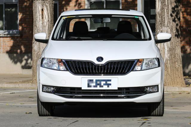 这德系车省油耐用，现已跌至5万多，跟国产抢饭碗，却卖不动！