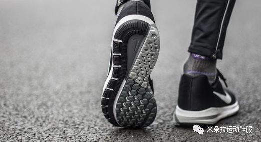 Nike有多少种气垫 zoom气垫和max气垫有什么区别