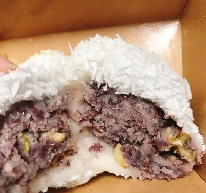 会呼吸的米糕,就开在那条排长队的街上...