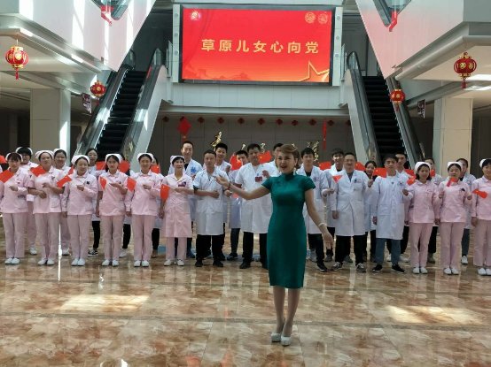 乌兰图雅携力作《草原儿女心向党》走进内蒙古红色革命发祥地土默特左旗拍摄MV