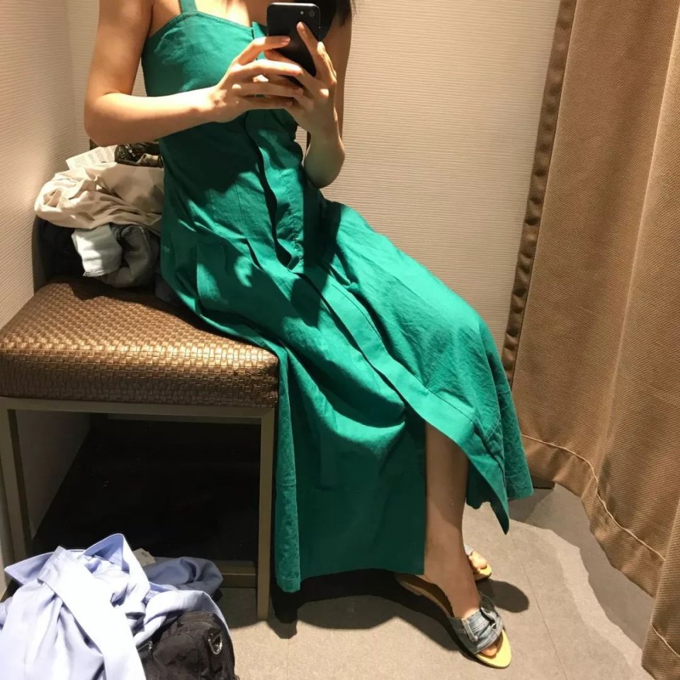 国货UR是开挂了吗？不仅款式吊打ZARA，均价也只要100块