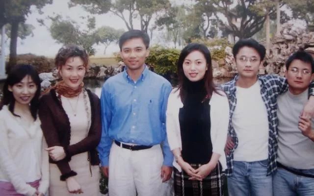 有各种荣誉光环加持的邵亦波还没完全走出校门就被世界顶级机构