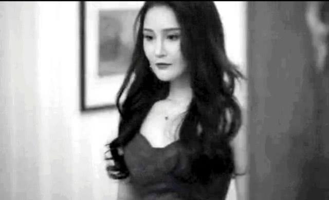 赵本山女儿越来越美，她承认整容“做了新鼻子”三个月减肥50斤