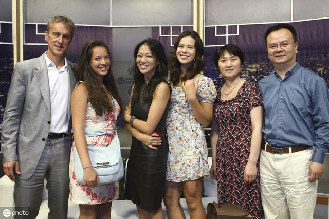 因“折磨”女儿,这位妈妈火了!“虎妈”真的可以逼娃成才吗?