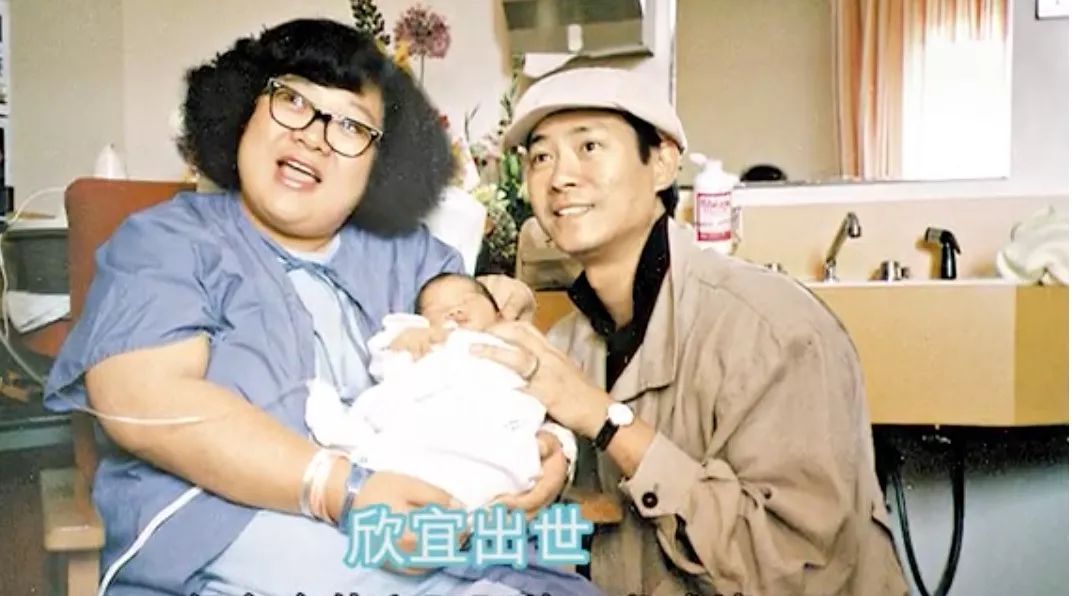 三任太太,四个女儿,一辈子活在女人堆里的郑少秋幸福吗?