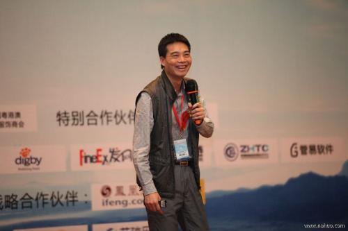 奶谁谁死,成龙大哥真的是广告界黄旭东?