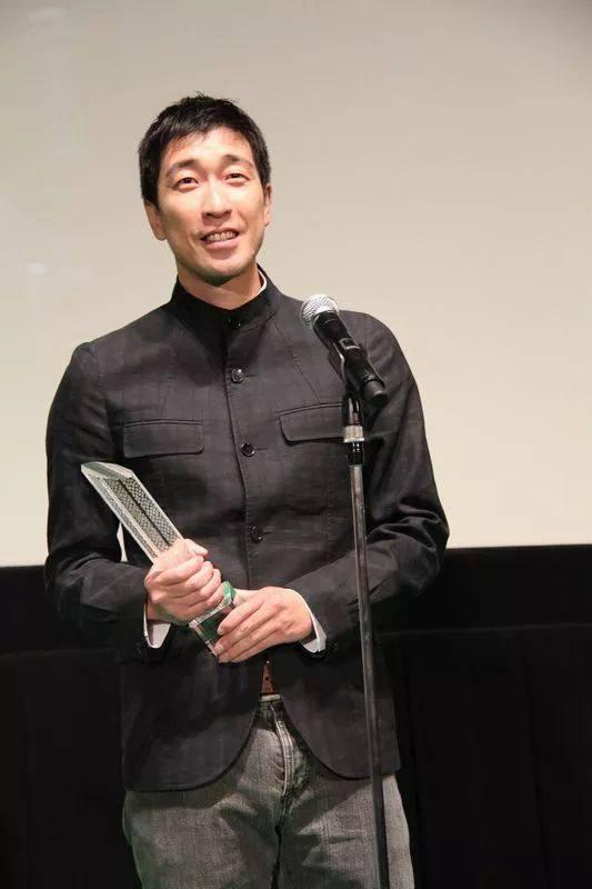 零差评影帝，痞酷型男，王千源这些好口碑只是他沽名钓誉的幌子？