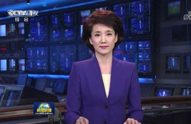 56岁央视主播李修平素颜近照曝光，气质和状态惊呆网友