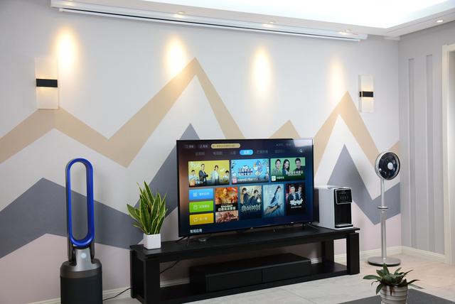 客厅C位的高性价比神器:乐融Letv Y65电视评测