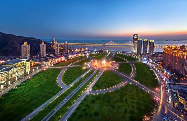 中国最大广场:是天安门广场的4倍,可容纳400万人!就在辽宁