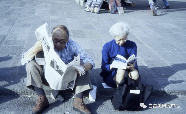 The only family that has been rich for more than 15 generations, at the age of 22, she lay down and crushed half of the celebrity circle.