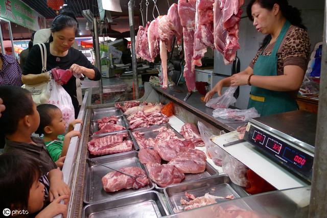 7月17日猪价：南北差异再现！香港肉价已达114元，大陆能涨到多少（香港猪肉价格今日价一斤）