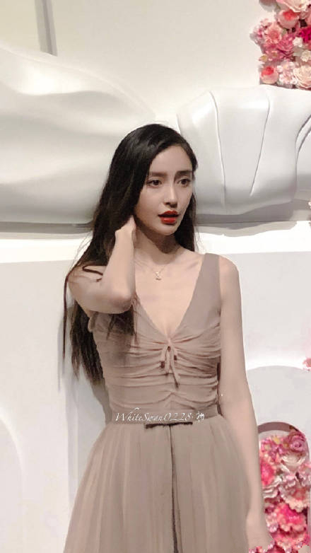 007cEN8egy1g540985ifgj30u01hctcl.jpg