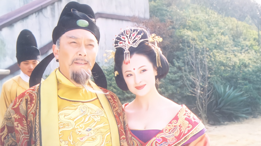 四大美人中最特殊的一位女子,地位最高争议最大,但一生有名无分