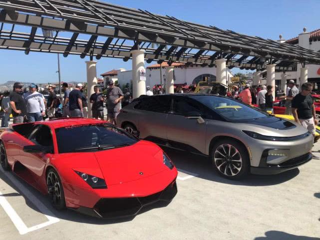 再次预热？FF 91现身豪车展与兰博基尼并排