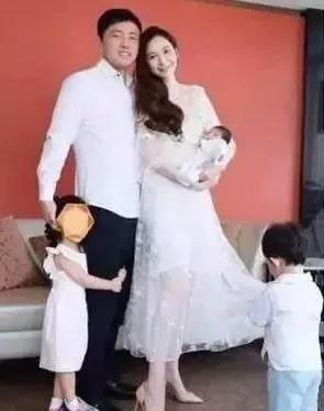 生再多也进不了豪门，她的爱情被全世界看笑话…