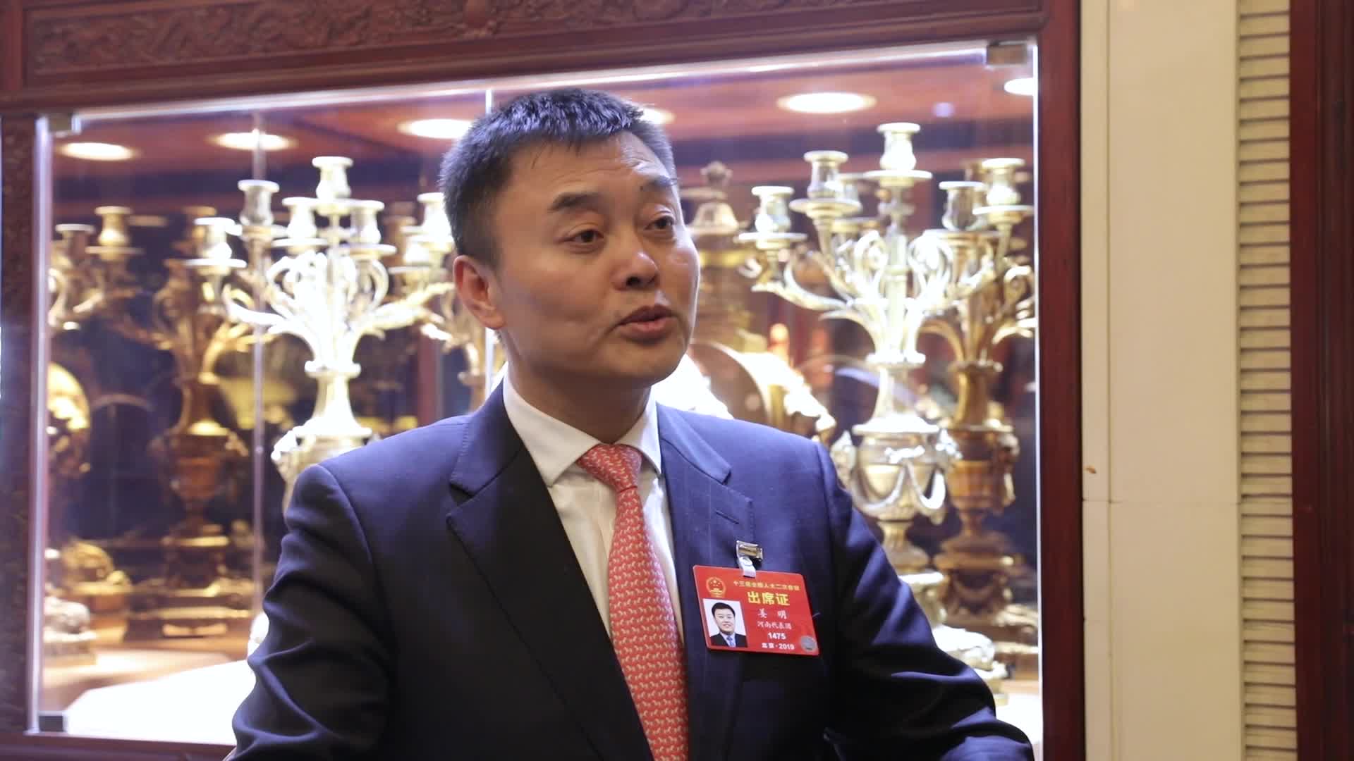 姜明：现在创业环境更好 在新领域年轻创业者机会更多