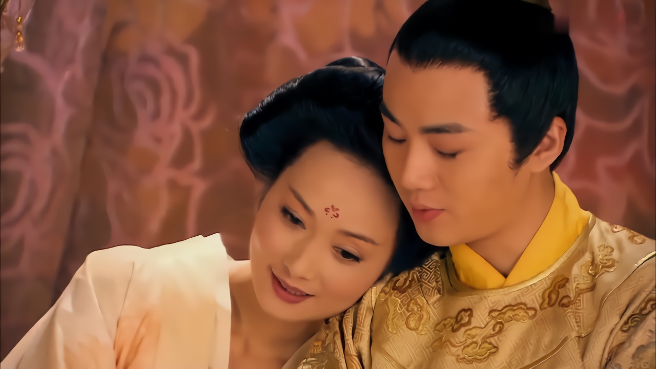 皇上被美色所惑,下旨要废后,武媚娘竟靠这一句话扭转打毛豆的药图片