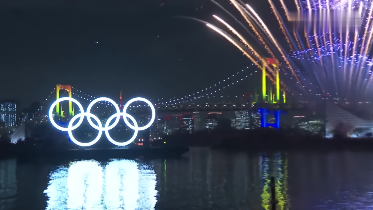 东京举行五环亮灯仪式纪念奥运会倒计时6个月