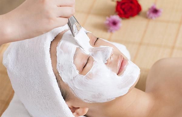 25ml*5 ￥90采用日本384全球最薄膜布,蕴含超小分子玻尿酸,比普通