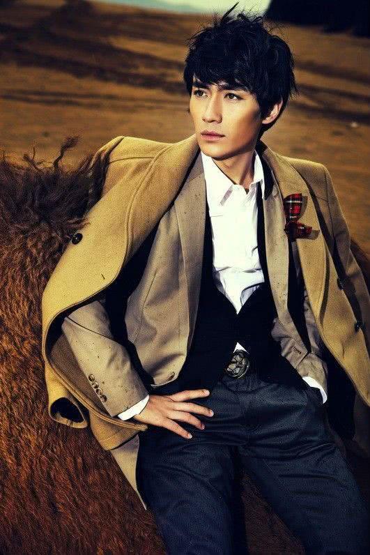 点赞2018青春演技魅力男演员朱一龙